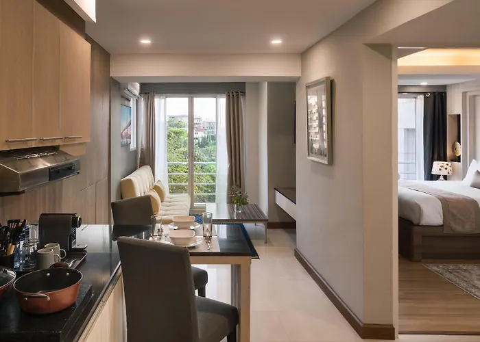 Aspira Sukhumvit 20 호텔 4*