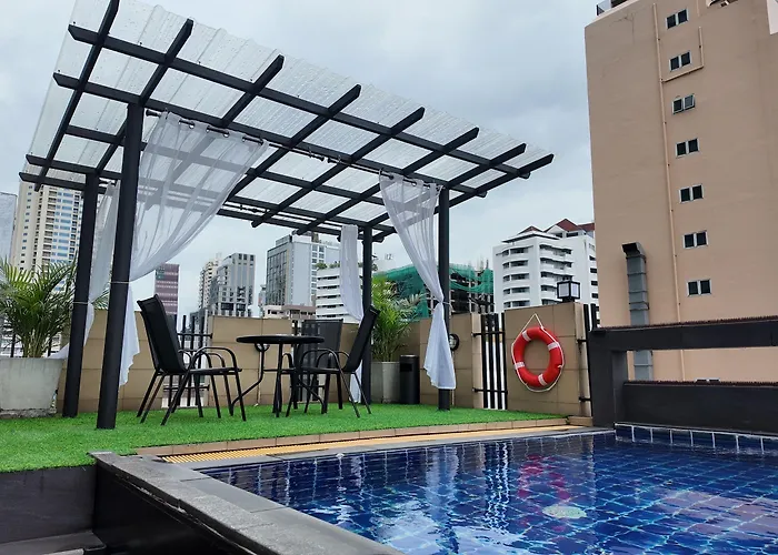 فندق Aspira Sukhumvit 20 4*