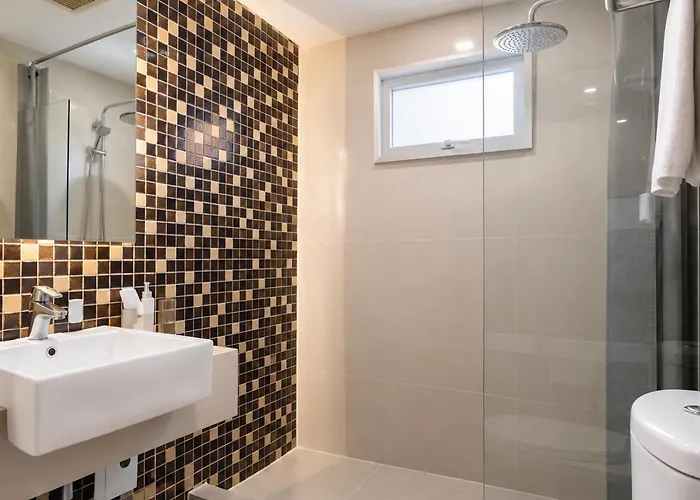 Aspira Sukhumvit 20 Hotel