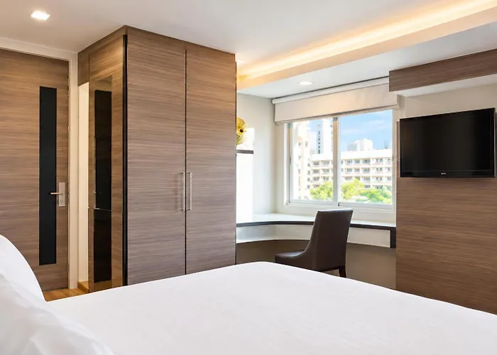 Aspira Sukhumvit 20 Hotel 4*