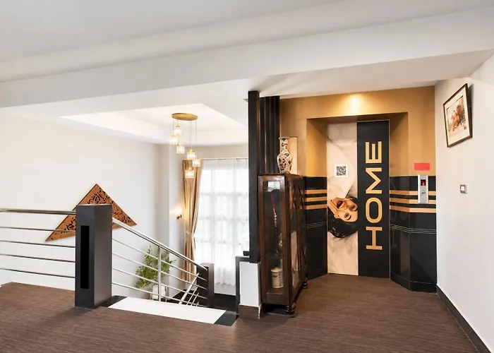Aspira Sukhumvit 20 Hotel